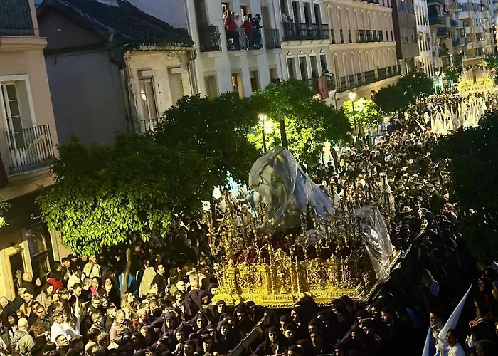 Victoria 75 Luxury Apartment Malaga